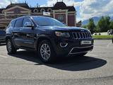 Jeep Grand Cherokee 2013 года за 14 000 000 тг. в Алматы – фото 3