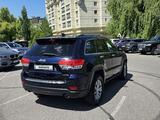 Jeep Grand Cherokee 2013 года за 14 000 000 тг. в Алматы – фото 5