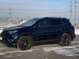 Toyota RAV4 2019 года за 15 700 000 тг. в Астана – фото 4