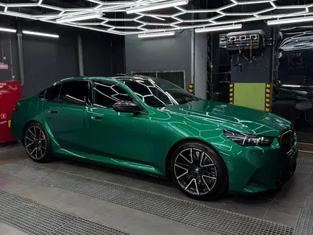 BMW M5 2025 года за 80 000 000 тг. в Алматы – фото 5