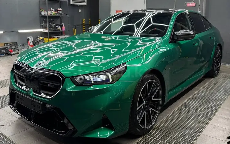 BMW M5 2025 годаүшін80 000 000 тг. в Алматы