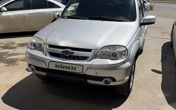Chevrolet Niva 2013 годаүшін3 400 000 тг. в Атырау