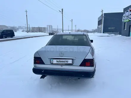 Mercedes-Benz E 300 1990 года за 600 000 тг. в Жезказган – фото 6