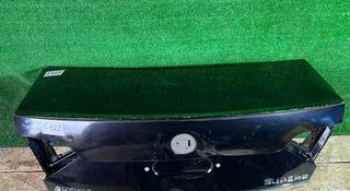 Крышка багажника шкода суперб за 59 000 тг. в Алматы