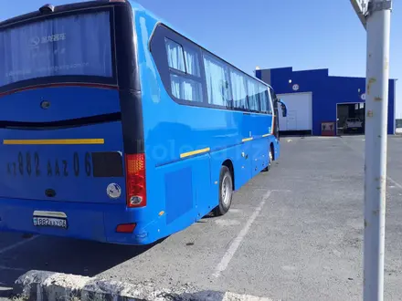 Туристический автобус в Атырау – фото 2