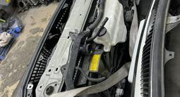 Ноускат петли крепления двери фара бампер носкат радиатор телевизор решетка за 680 000 тг. в Алматы – фото 4