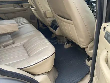 Land Rover Range Rover 2002 года за 4 500 000 тг. в Алматы – фото 12