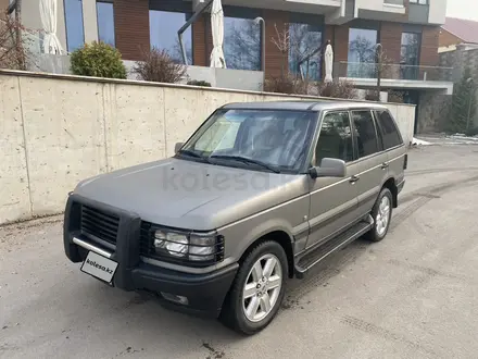 Land Rover Range Rover 2002 года за 4 500 000 тг. в Алматы – фото 2