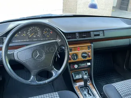 Mercedes-Benz E 280 1993 года за 3 000 000 тг. в Алматы – фото 9