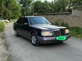 Mercedes-Benz E 280 1993 года за 2 350 467 тг. в Мерке – фото 3