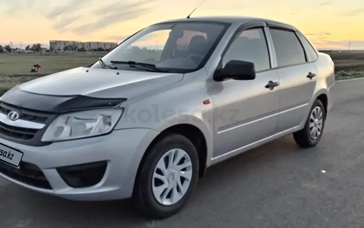 ВАЗ (Lada) Granta 2190 2015 годаүшін2 800 000 тг. в Актобе