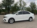 Volkswagen Polo 2021 года за 6 850 000 тг. в Актобе – фото 2