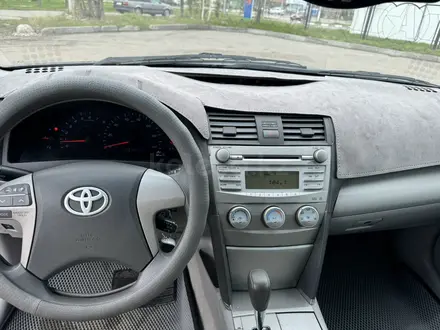 Toyota Camry 2011 года за 7 000 000 тг. в Петропавловск – фото 13