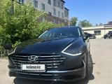 Hyundai Sonata 2022 годаүшін14 300 000 тг. в Караганда – фото 3