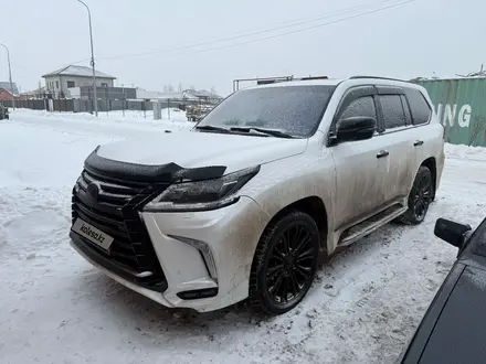 Lexus LX 570 2016 года за 50 000 000 тг. в Астана – фото 5