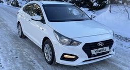 Hyundai Accent 2018 годаfor7 100 000 тг. в Алматы – фото 2