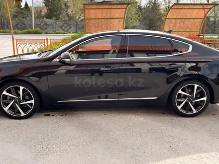 Kia K7 2017 года за 9 950 000 тг. в Шымкент