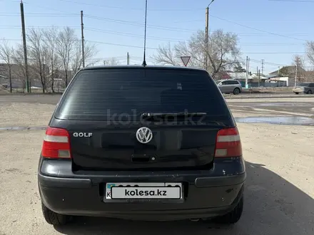 Volkswagen Golf 2002 года за 2 600 000 тг. в Караганда – фото 2