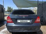 Mercedes-Benz C 200 2001 годаүшін4 200 000 тг. в Шымкент – фото 5