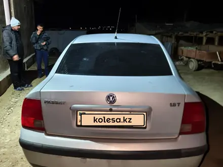 Volkswagen Passat 1997 года за 1 300 000 тг. в Тараз – фото 7