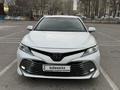 Toyota Camry 2019 года за 15 100 000 тг. в Шымкент – фото 2