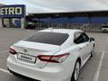 Toyota Camry 2019 года за 15 100 000 тг. в Шымкент – фото 8