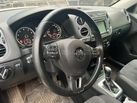 Volkswagen Tiguan 2013 года за 7 455 000 тг. в Алматы – фото 9