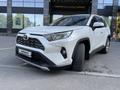 Toyota RAV4 2019 года за 14 900 000 тг. в Актобе – фото 2