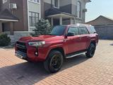 Toyota 4Runner 2015 года за 18 500 000 тг. в Тараз – фото 2