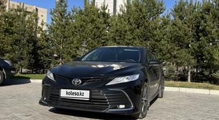 Toyota Camry 2021 года за 16 200 000 тг. в Усть-Каменогорск