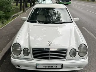 Mercedes-Benz E 280