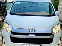 Toyota Hiace 2023 года за 23 500 000 тг. в Актау