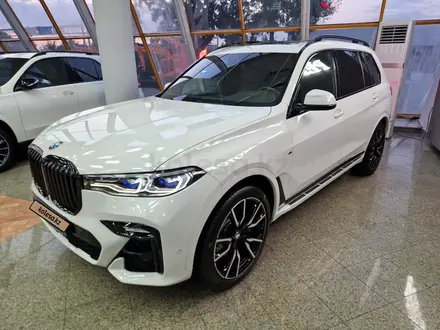 BMW X7 2019 года за 46 000 000 тг. в Алматы – фото 3