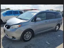 Toyota Sienna, 2014