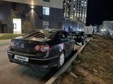Volkswagen Passat 2006 года за 2 200 000 тг. в Астана – фото 5