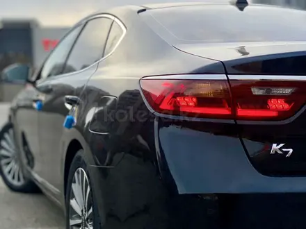 Kia K7 2017 года за 7 800 000 тг. в Алматы – фото 11