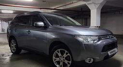 Mitsubishi Outlander 2014 года за 7 200 000 тг. в Алматы – фото 2