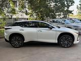 Lexus RZ 2023 года за 22 990 000 тг. в Алматы – фото 4