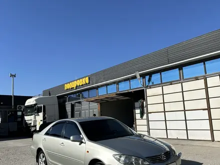 Toyota Camry 2005 года за 7 400 000 тг. в Туркестан – фото 3