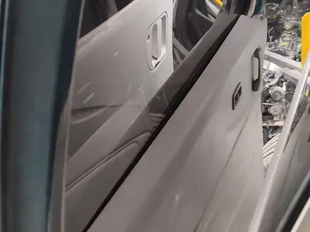 Выдвижная дверь Mitsubishi Delica булка за 60 000 тг. в Алматы – фото 5