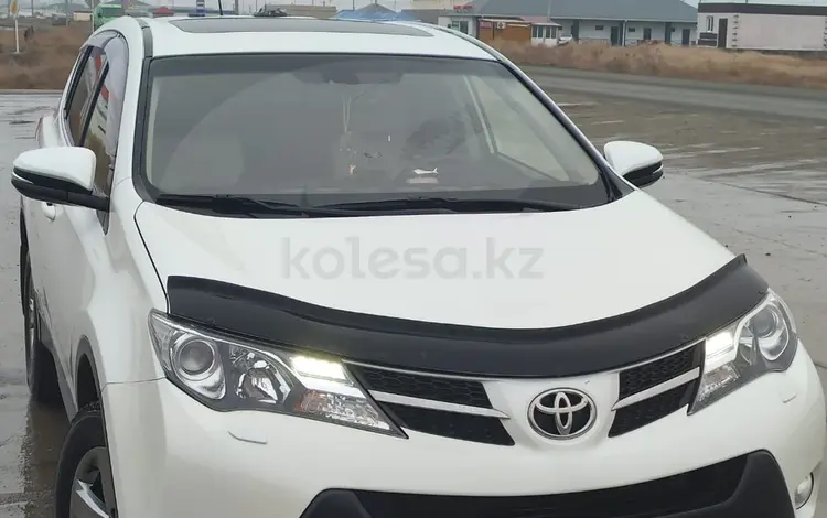 Toyota RAV4 2015 годаүшін11 500 000 тг. в Атырау