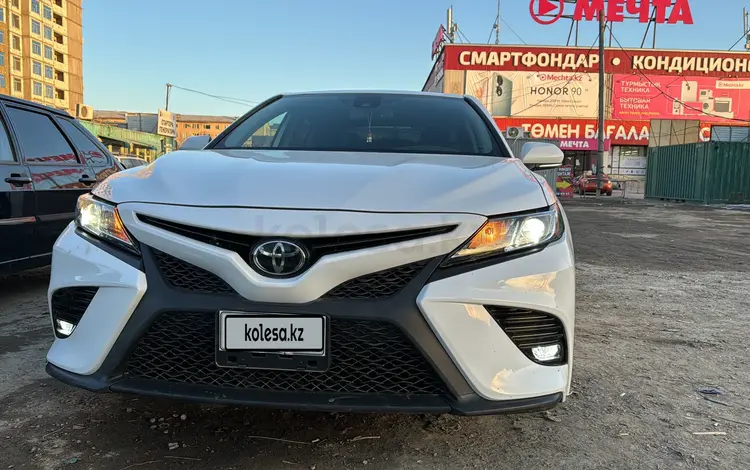 Toyota Camry 2020 годаүшін10 500 000 тг. в Атырау