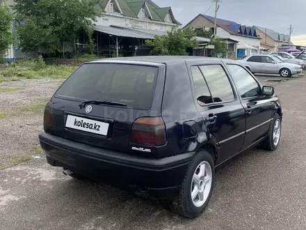 Volkswagen Golf 1993 года за 1 200 000 тг. в Алматы – фото 3