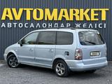 Hyundai Trajet 2006 года за 3 750 000 тг. в Актобе – фото 3