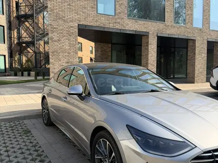 Hyundai Sonata 2021 года за 11 000 000 тг. в Алматы – фото 3