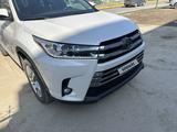 Toyota Highlander 2017 года за 12 500 000 тг. в Жетысай – фото 5