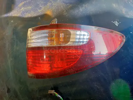 Задний фонарь Toyota Previa за 18 000 тг. в Астана – фото 2