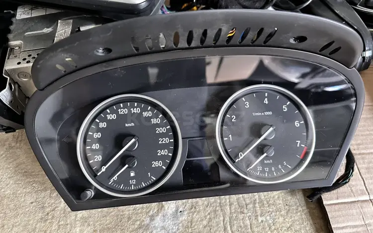 Щиток приборов e70 f10 f15 e60 e61 e90 e83 x3 за 1 000 тг. в Алматы