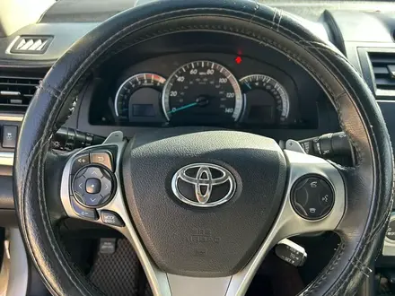 Toyota Camry 2014 года за 6 000 000 тг. в Жанаозен – фото 13