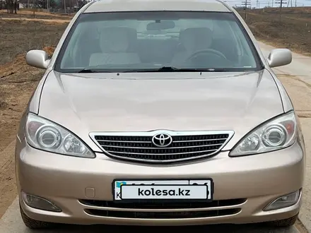 Toyota Camry 2002 года за 3 600 000 тг. в Атырау – фото 2